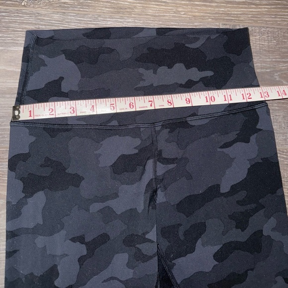 Rare Lululemon Align HR Heritage 365 Camo Deep Coal Multi 28” Size:6 - Picture 7 of 10